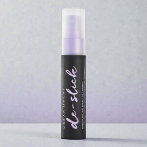 Urban Decay De-Slick Oil Control Makeup Setting Spray 1 oz Travel Size • New